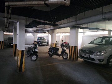 Parking in 2 BHK Apartment at Indiranagar – for Sale