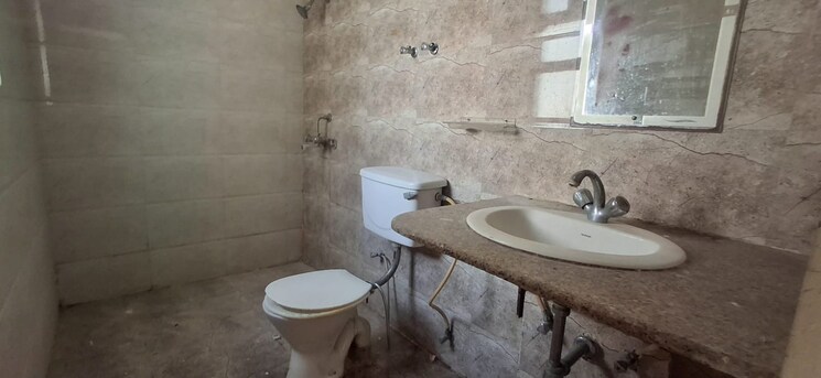 Bathroom, nk-sharma-savitry-greens-2 2 Bedroom 1250 Sq.Ft. Apartment In Ghazipur Zirakpur 7966351
