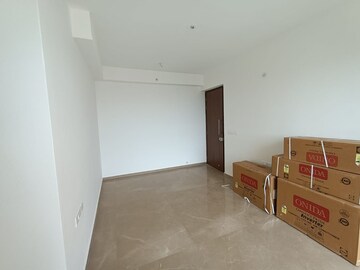 Room in 2 BHK Apartment at Runwal Bliss, Kanjurmarg East – for Rent