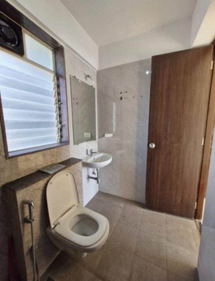 Bathroom, piramal-vaikunth 4 Bedroom 1350 Sq.Ft. Apartment In Balkum Pada Thane 7966372