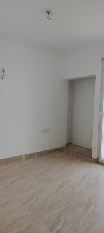 Room in 2 BHK Apartment at SLF Anushree, Sector 75 – for Sale