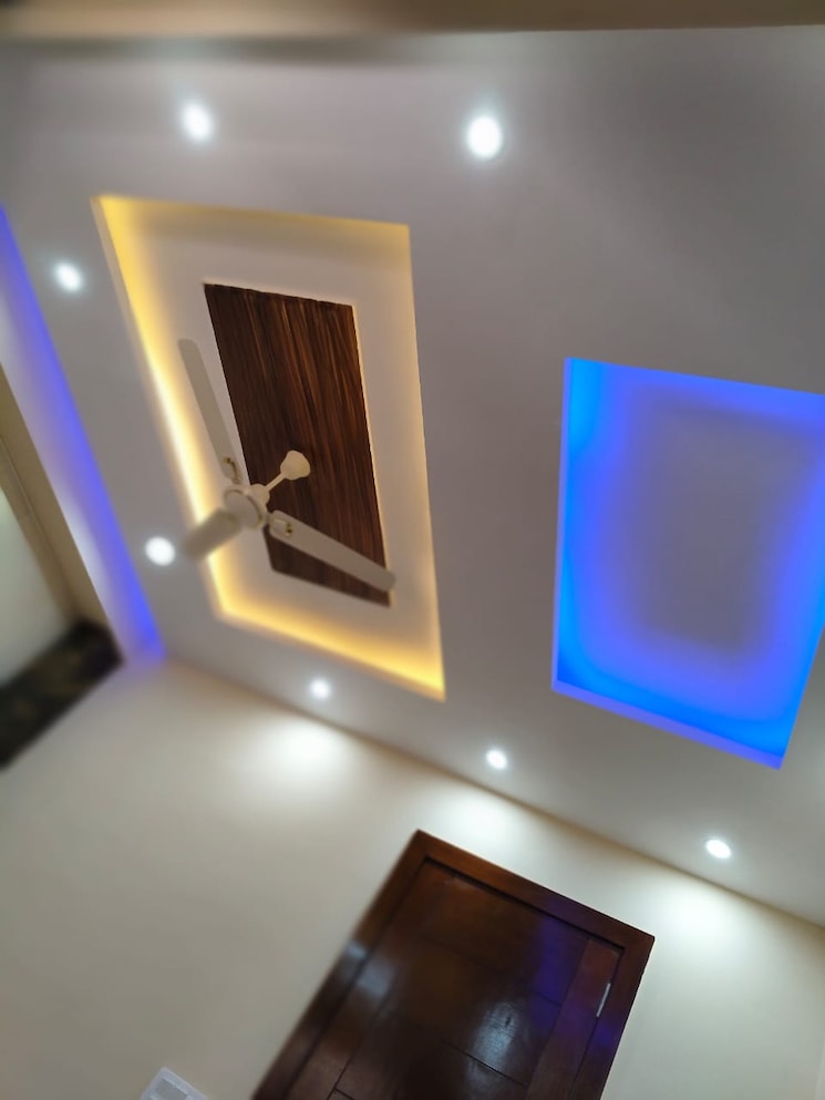 undefined, sector 73 2 Bedroom 1050 Sq.Ft. Builder Floor In Sector 73 Noida 7966392