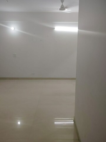 Room in 3 BHK Apartment at Sector 1 – for Rent