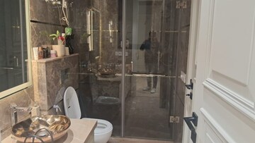 Bathroom in 4 BHK Apartment at Sector 25 – for Rent