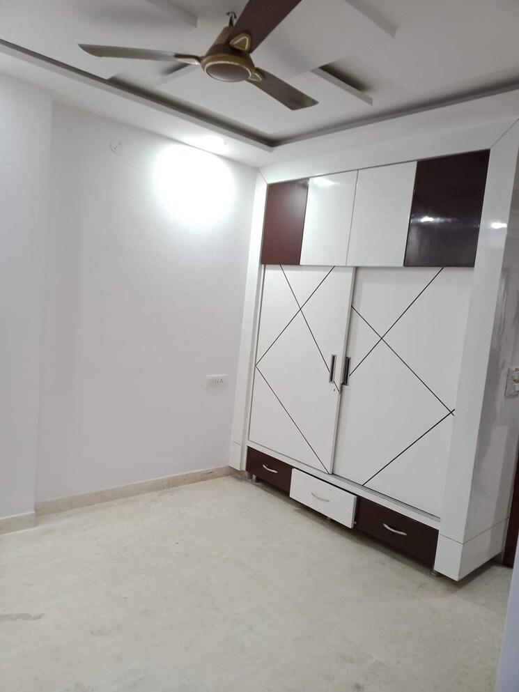 Room, burari 3 Bedroom 120 Sq.Ft. Builder Floor In Burari Delhi 7966576