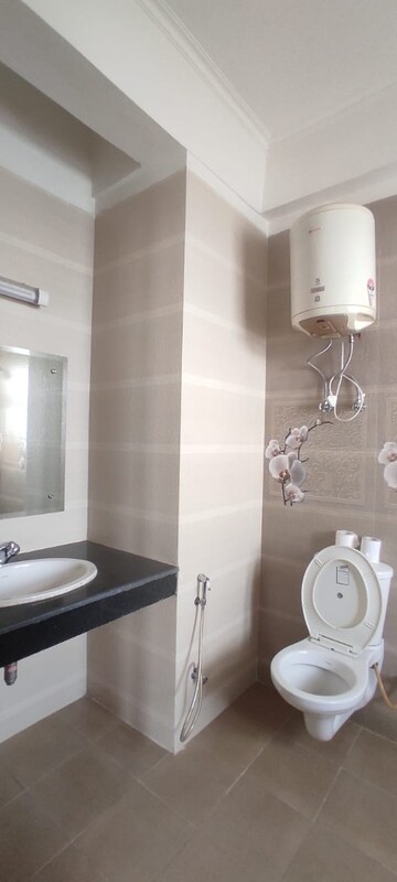 Bathroom in 3 BHK Builder Floor at Sushant Lok 3, Sector 57 – for Sale