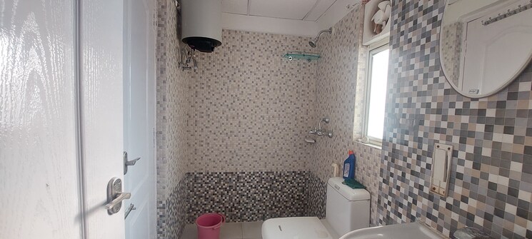 Bathroom, maxblis-grand-wellington 1 Bedroom 615 Sq.Ft. Apartment In Sector 75 Noida 7966580
