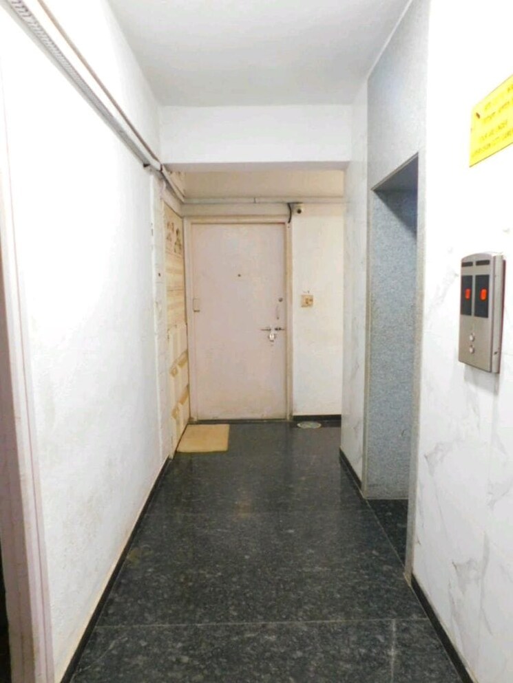 Bathroom, hiranandani-gardens-kingston 1 Bedroom 650 Sq.Ft. Apartment In Powai Mumbai 7966578