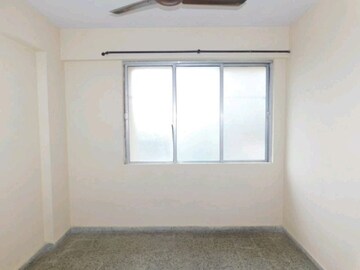 Room in 1 BHK Apartment at Hiranandani Gardens Kingston, Powai – for Sale