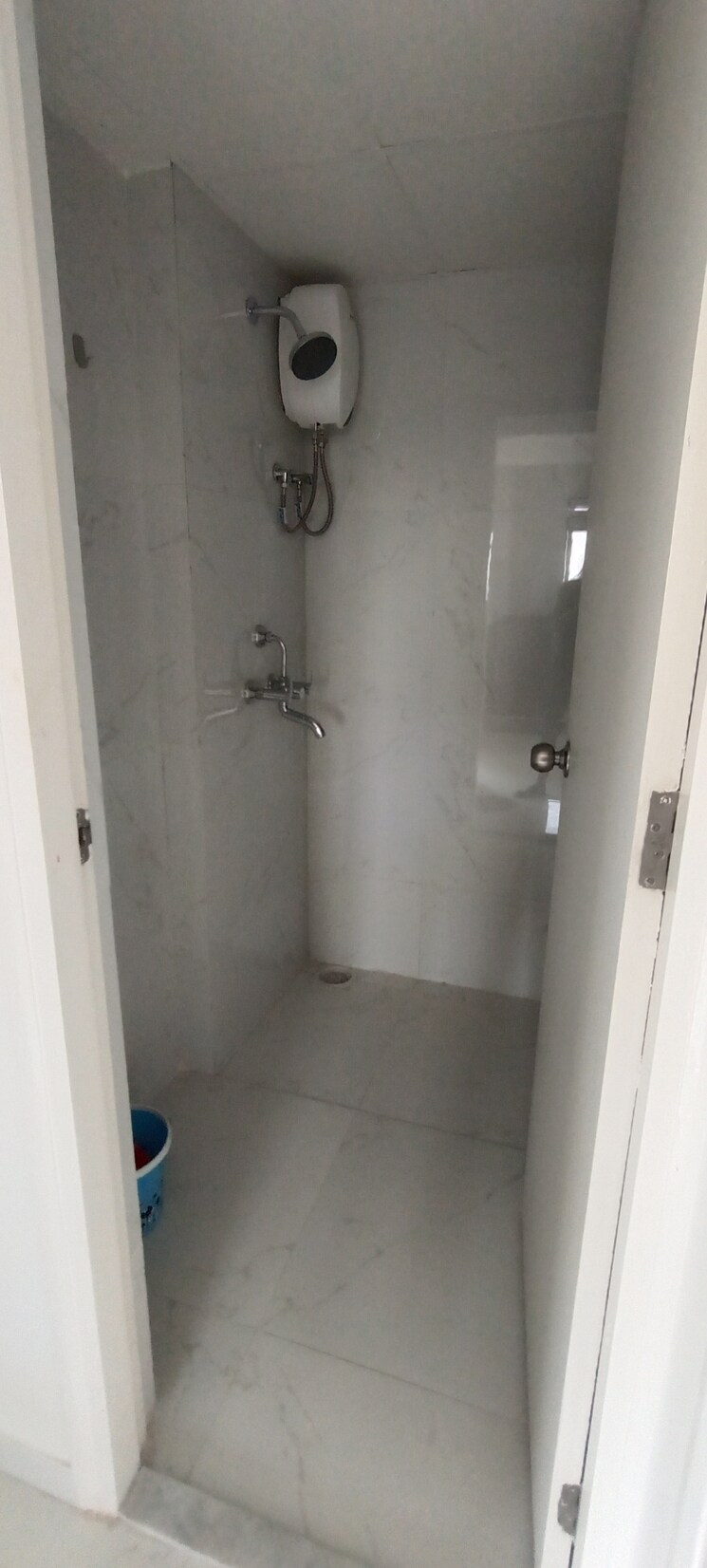 Bathroom, runwal-gardens-phase-i 1 Bedroom 353 Sq.Ft. Apartment In Dombivli East Thane 7966610