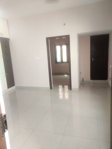 Room in 1 BHK Apartment at Mahadevpura – for Rent