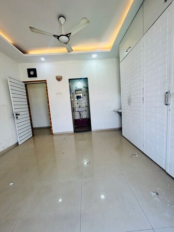Building Lobby in 2 BHK Apartment at Seawoods – for Rent
