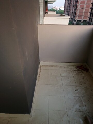 Bathroom in 3 BHK Apartment at Amolik Sankalp, Sector 85 – for Sale