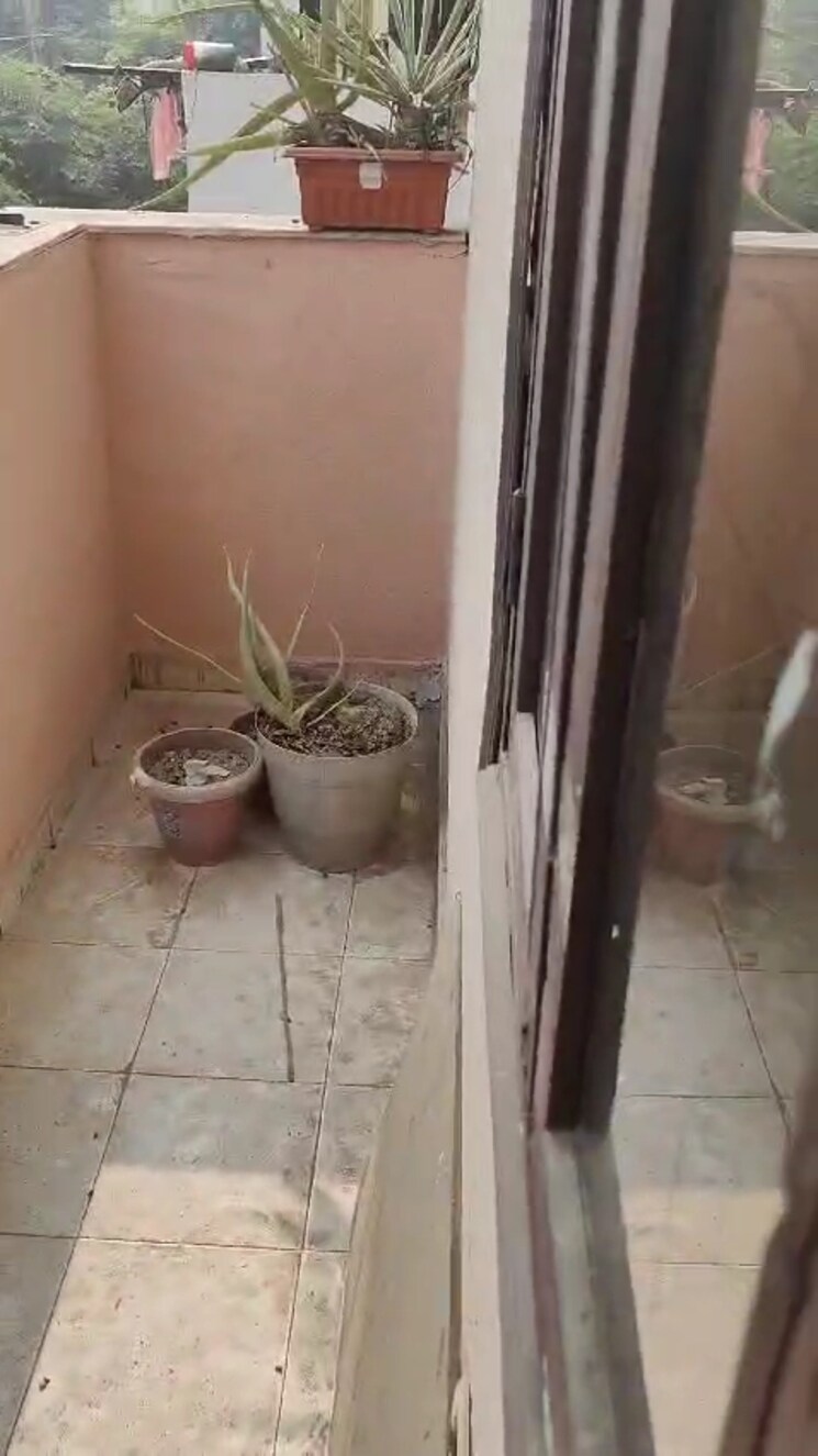 Balcony, mati-apartments 3 Bedroom 1600 Sq.Ft. Builder Floor In Gyan Khand I Ghaziabad 7966735