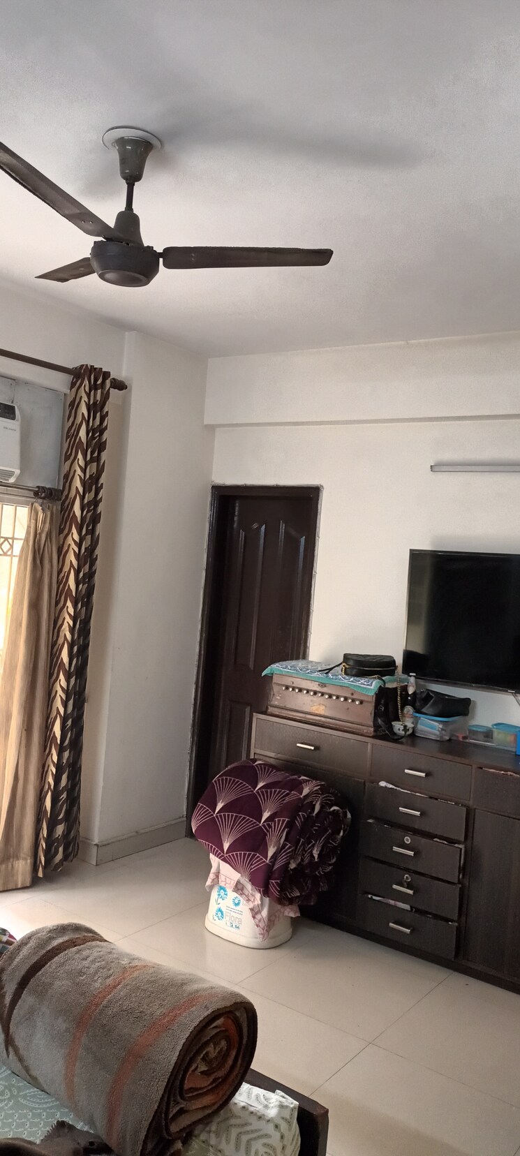 Living Room, exotica-elegance 4 Bedroom 2050 Sq.Ft. Apartment In Vaibhav Khand Ghaziabad 7966772