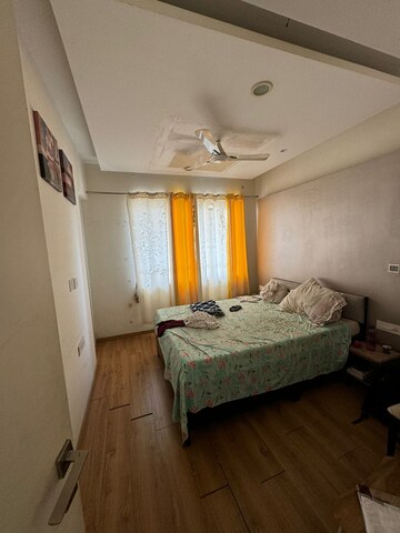 Bedroom in 2 BHK Apartment at Lodha Fiorenza, Goregaon East – for Rent