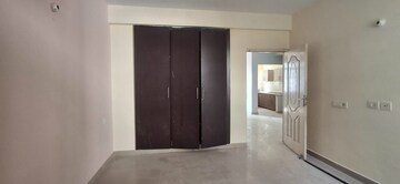 Room in 3 BHK Apartment at NK Sharma Savitry Greens 2, Ghazipur – for Rent
