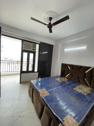 Bedroom in 1 BHK Builder Floor at Saket – for Rent