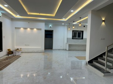 4 BHK Apartment For Rent in Kohinoor Square Altissimo, Dadar West