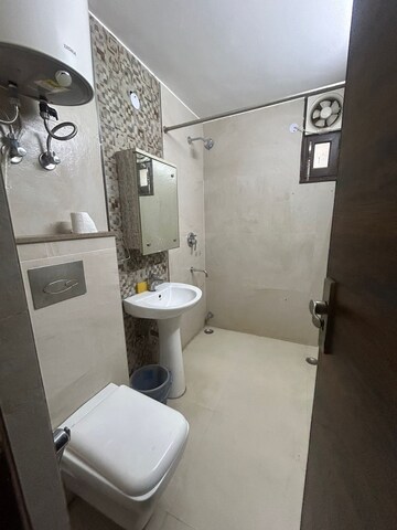 Attached Bathroom in 3 BHK Apartment at Sector 10 Dwarka – for Rent