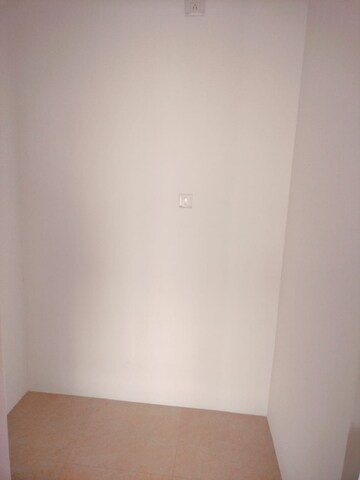Room in 2 BHK Apartment at LnT Crescent Bay T5, Parel – for Rent