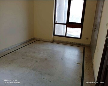 Room in 2 BHK Apartment at Sector 12 Dwarka – for Sale