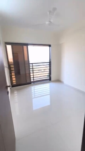 Room in 1 BHK Apartment at Sunraj Supreme, Dombivli East – for Sale