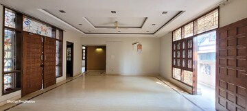 Room in 2 BHK Apartment at Rockfort Shriram North View Apartments, Raj Nagar Extension – for Sale