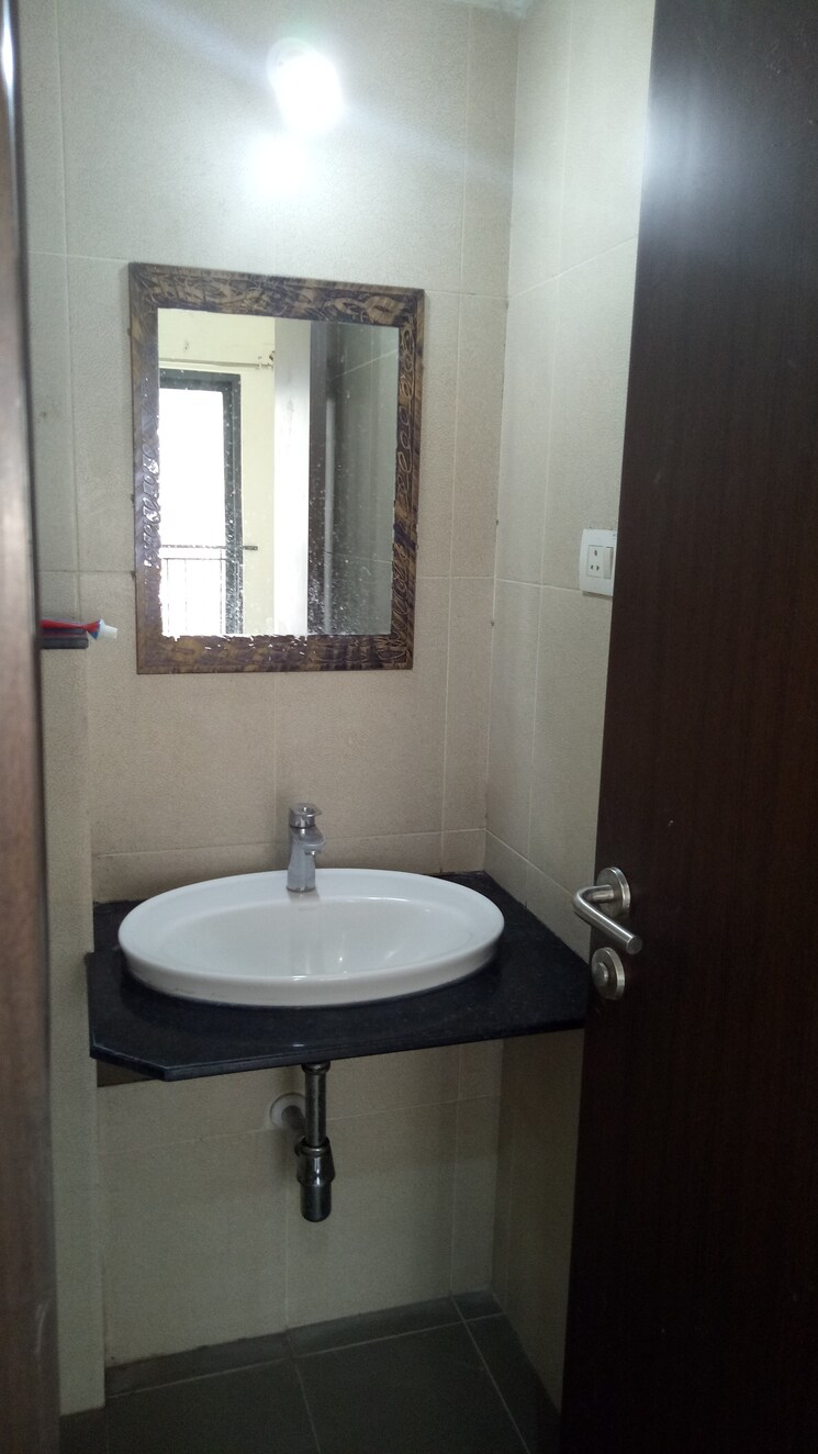 Bathroom, mahindra-antheia 1 Bedroom 530 Sq.Ft. Apartment In Pimpri Pune 7966699