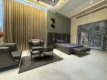 Bedroom in 4 BHK Villa at Oberoi Seven, Goregaon East – for Rent