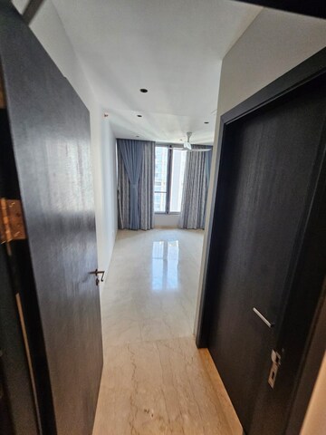 Building Lobby in 3 BHK Apartment at Oberoi Exquisite Goregaon, Goregaon East – for Rent