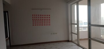 Room in 3 BHK Apartment at Stellar Jeevan, Sector 1 Greater Noida – for Sale