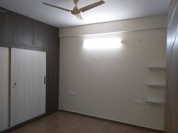 Room in 2 BHK Apartment at Mahadevpura – for Rent