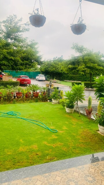 4 BHK Apartment – Garden View at Vatika Signature Villas, Sector 82 - for Sale
