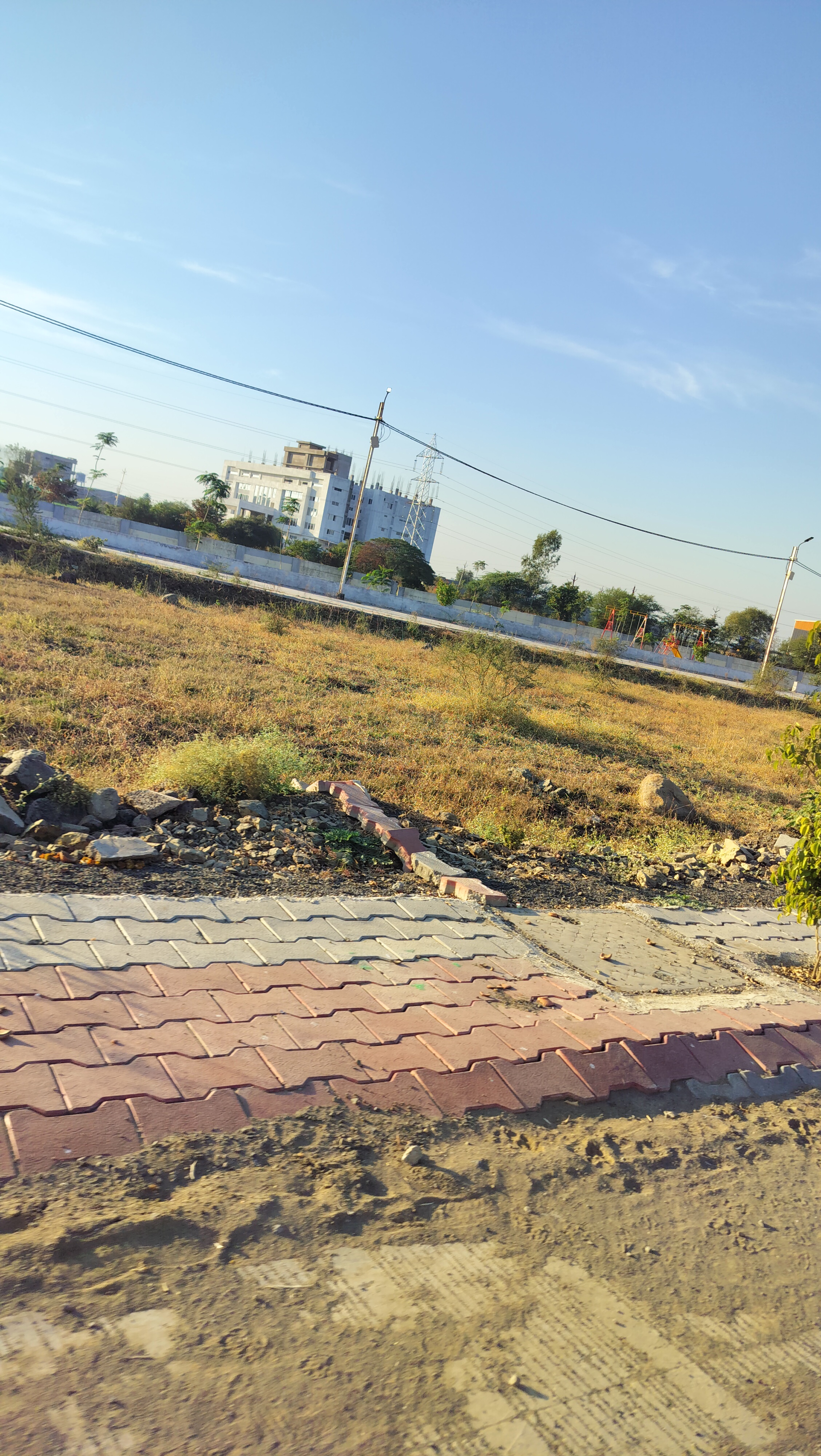 Plot For Sale in Divine City 600 Sqft Plot