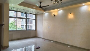 Room in 3 BHK Apartment at Dwarka – for Rent