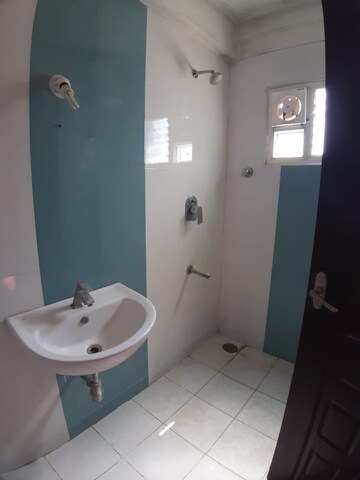 Bathroom in 2 BHK Apartment at Mahadevpura – for Rent