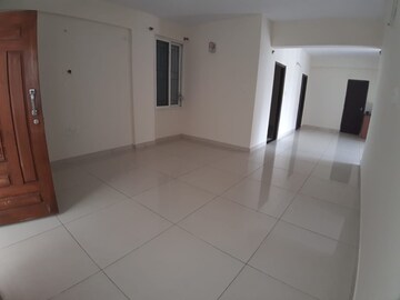 Room in 2 BHK Apartment at Mahadevpura – for Rent