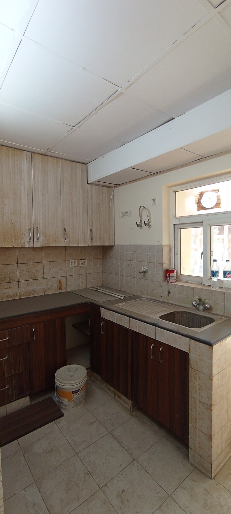 Kitchen, bptp-parklands 3 Bedroom 1560 Sq.Ft. Builder Floor In Sector 76 Faridabad 7967062