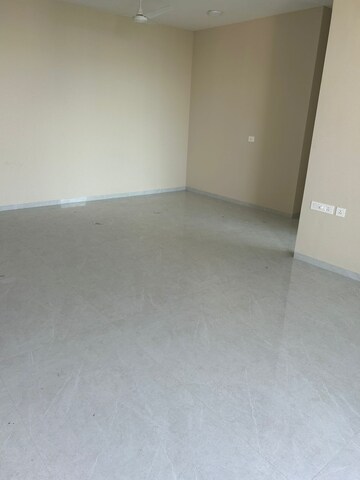Room in 3 BHK Apartment at One Meraki, Chembur – for Rent
