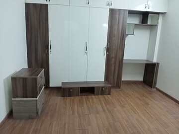 Bedroom in 2.5 BHK Apartment at Mahadevpura – for Rent