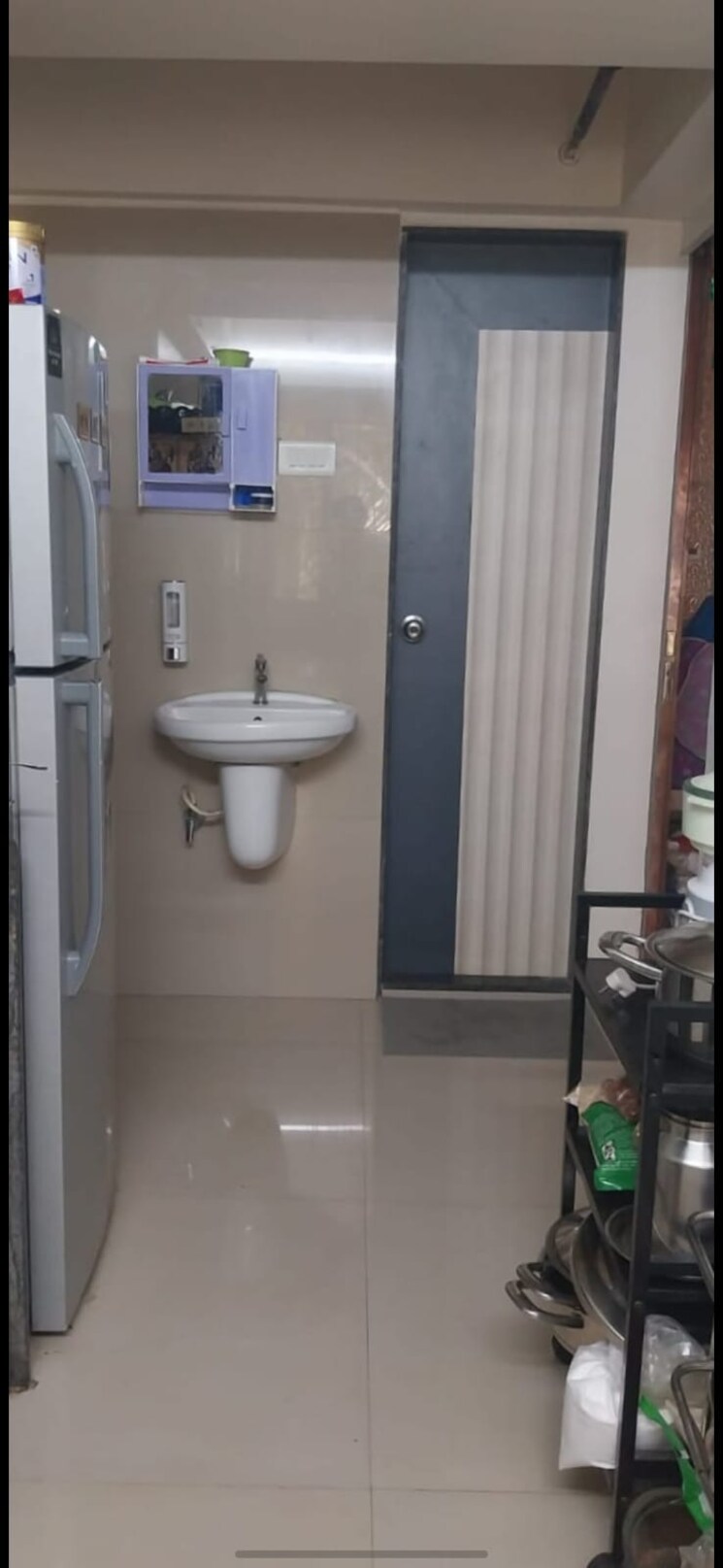 Bathroom, kurla west 1 Bedroom 450 Sq.Ft. Apartment In Kurla West Mumbai 7967202