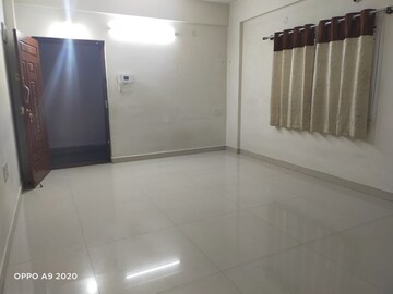 Room in 3 BHK Apartment at Mahadevpura – for Rent