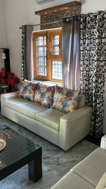 Bedroom in 4 BHK Independent House at Sahastradhara Road – for Sale