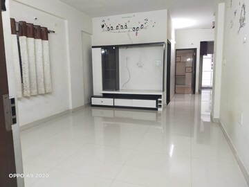 Room in 3 BHK Apartment at Mahadevpura – for Rent