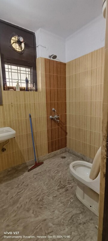 Bathroom in 2 BHK Builder Floor at Sector 9 – for Rent