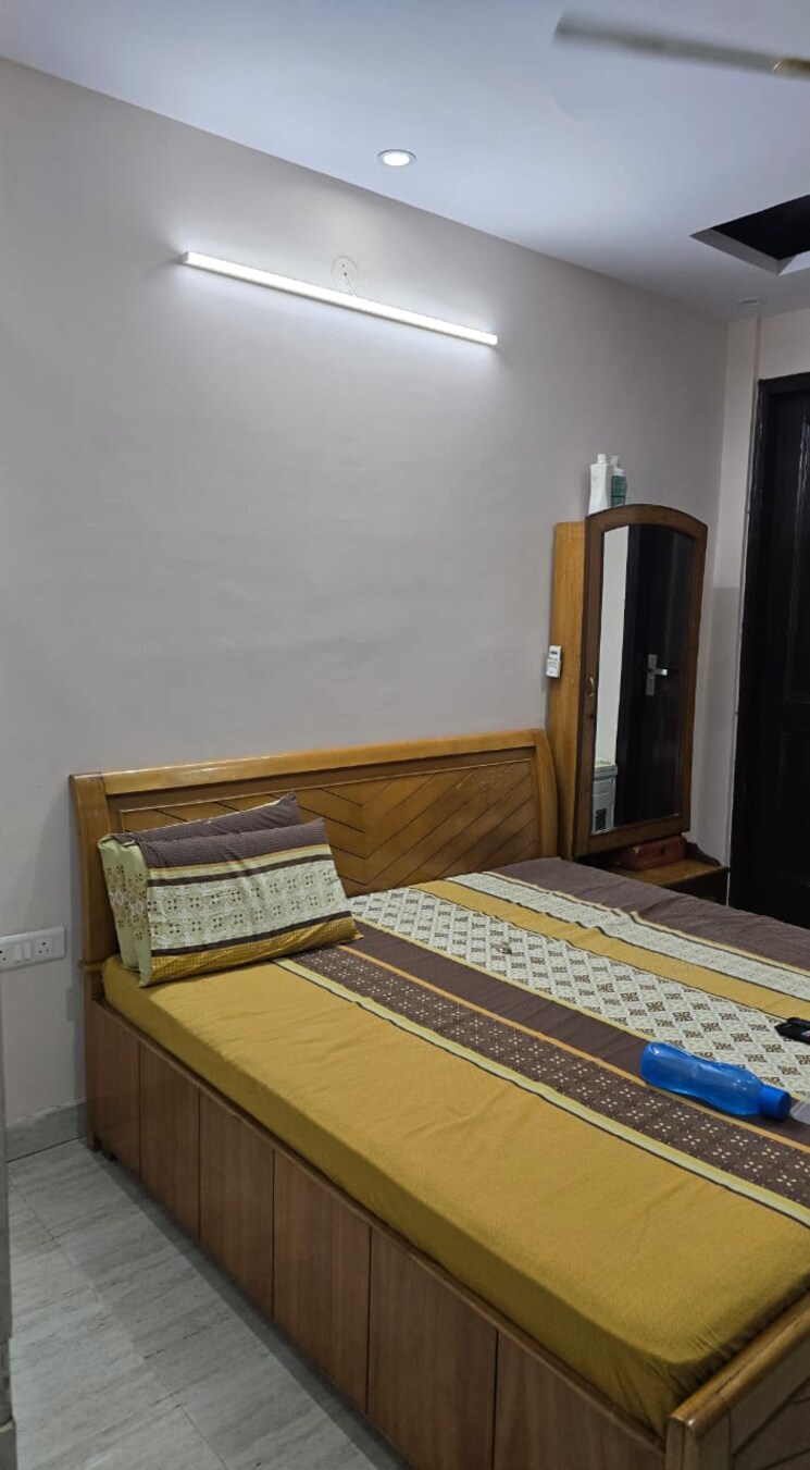 Bedroom, balaji-enclaves 4 Bedroom 90 Sq.Yd. Independent House In Govindpuram Ghaziabad 7967269