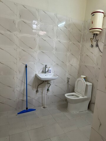 Bathroom in 3 BHK Builder Floor at Emaar Emerald Floors, Sector 65 – for Rent