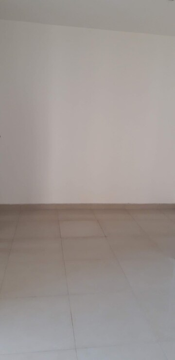 Room in 2 BHK Apartment at Vatika INXT Emilia floors, Sector 82 – for Rent