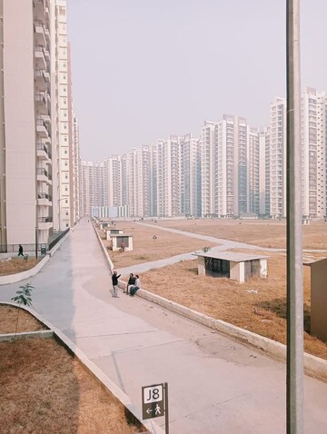Balcony in 3 BHK Apartment at Amrapali Golf Homes, Sector 4, Greater Noida – for Sale